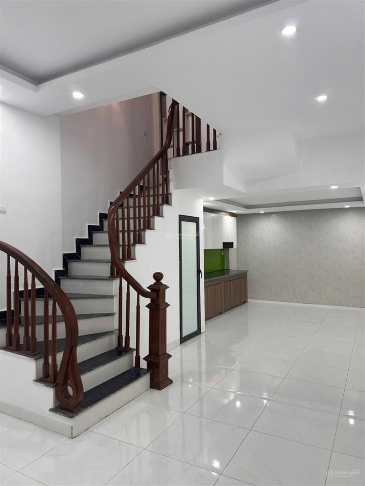Nhà đẹp trung tâm thanh trì / gần bv đa khoa thanh trì / ở ngay