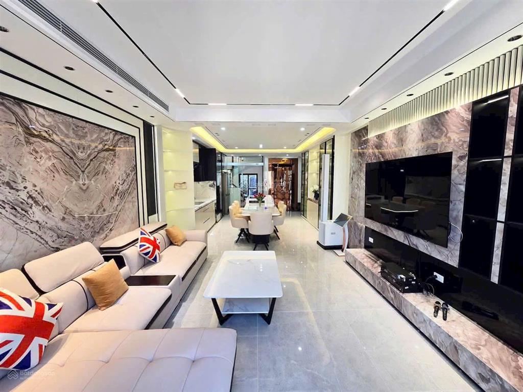 Bán nhà hoàng liệt view hồ 6 tầng thang máy đủ nội thất về ở ngay