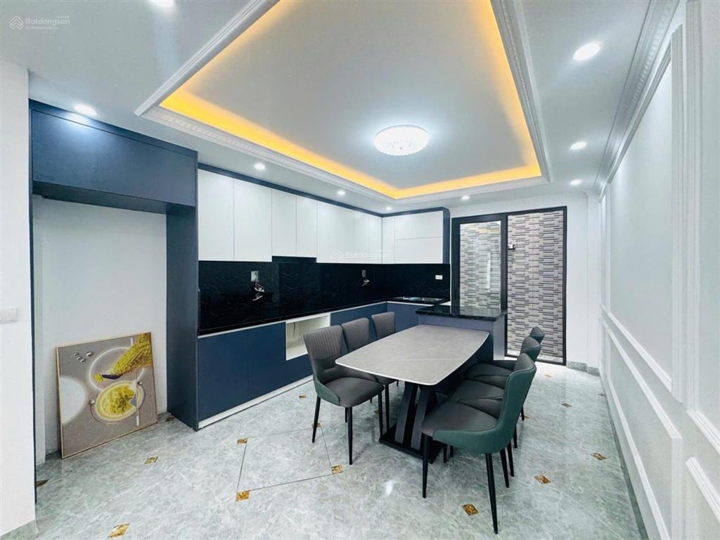Bán nhà ngay thị trấn văn điển, 55m2 xây mới, gần chợ ở ngay
