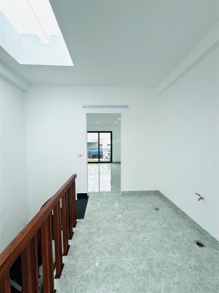 Bán nhà ngay thị trấn văn điển, 55m2 xây mới, gần chợ ở ngay