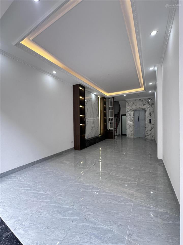 Bán nhà riêng 42 m2 có thang máy / ngay vũ lăng ngũ hiệp