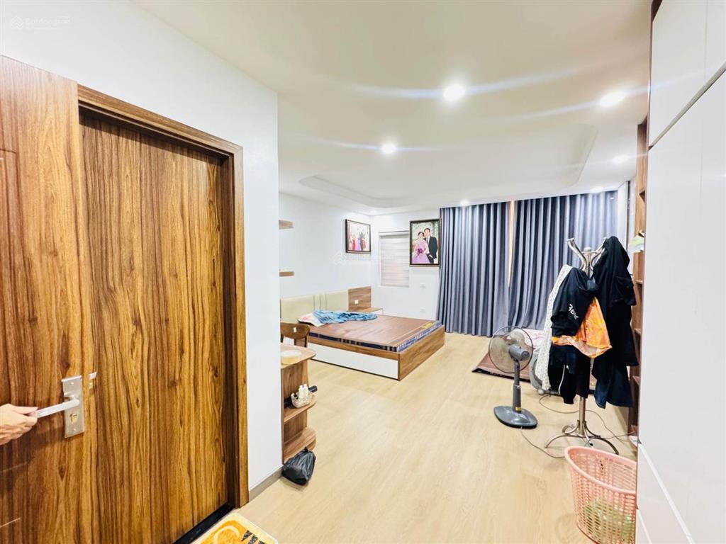 Bán liền kề shophouse kinh doanh đỉnh, mặt tiền 5m, có thang máy ngay thanh trì