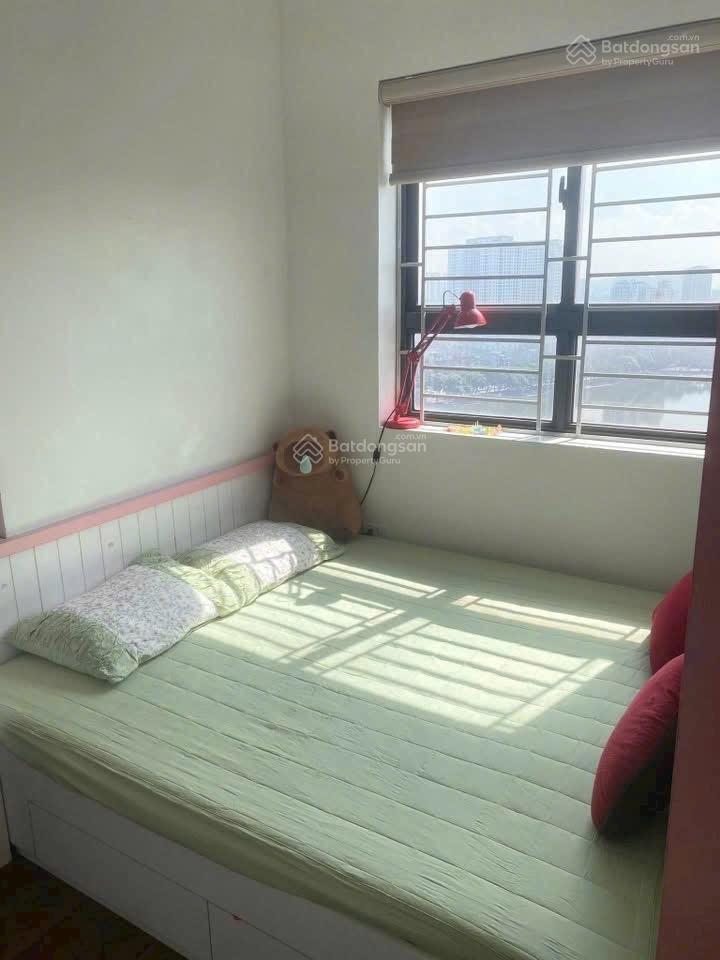 Bán căn hộ 2pn view hồ linh đàm / giá tốt, nhà đủ nội thất về ở ngay