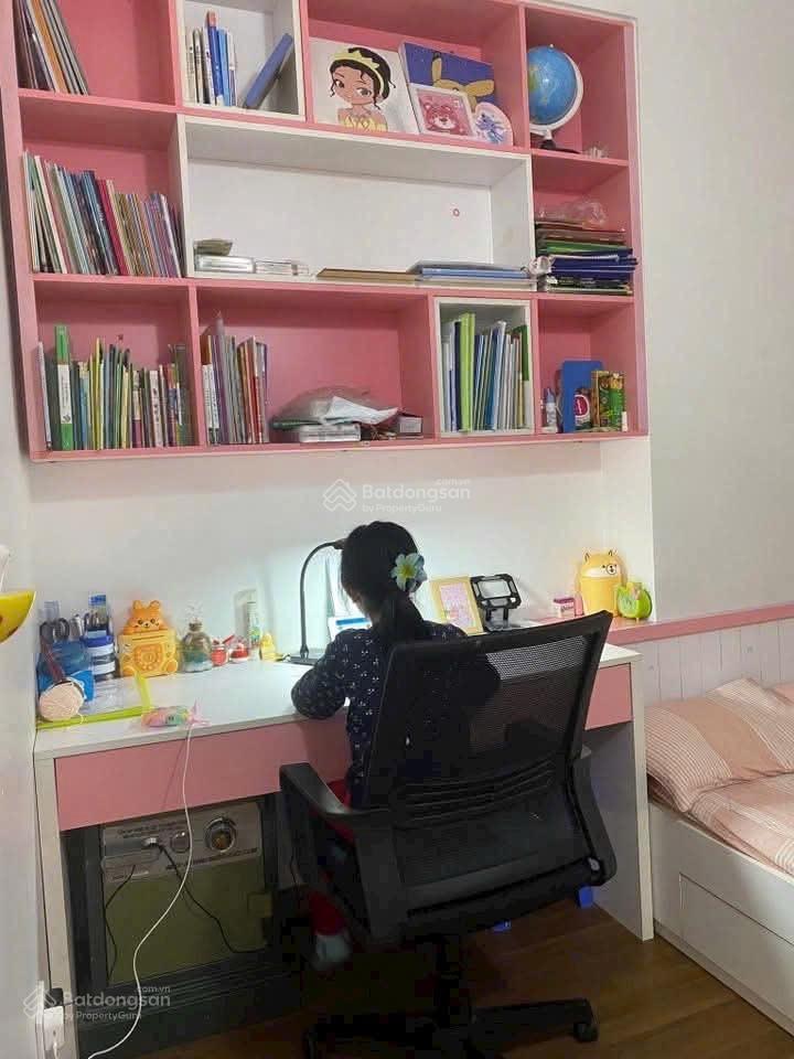 Bán căn hộ 2pn view hồ linh đàm / giá tốt, nhà đủ nội thất về ở ngay