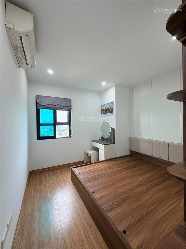 Căn hộ 2 ngủ mà full đồ tầng đẹp, ngay khu đô thị pháp vân, giá tốt