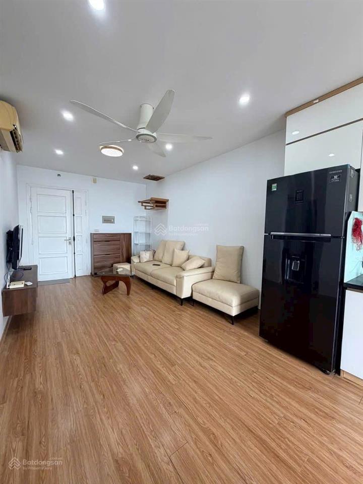 Căn hộ 2 ngủ mà full đồ tầng đẹp, ngay khu đô thị pháp vân, giá tốt