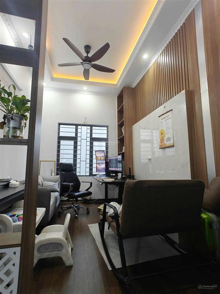 Bán nhà riêng thanh trì gần ngay khu hồng hà / gần trung tâm thương mại