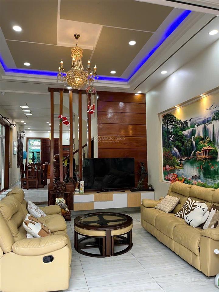 Bán biệt thự góc 2 mặt tiền kdc gia hòa, phước long b, tp thủ đức. dt 252m2, giá chỉ 20.5 tỷ tl