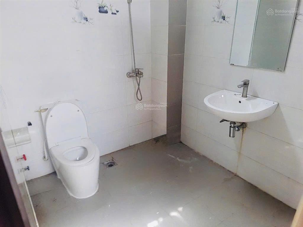Bán nhà phố đường iii gồm 6pn, 6wc, 156m2, 20 tỷ ở đường 30m, khang điền, phước long b, quận 9