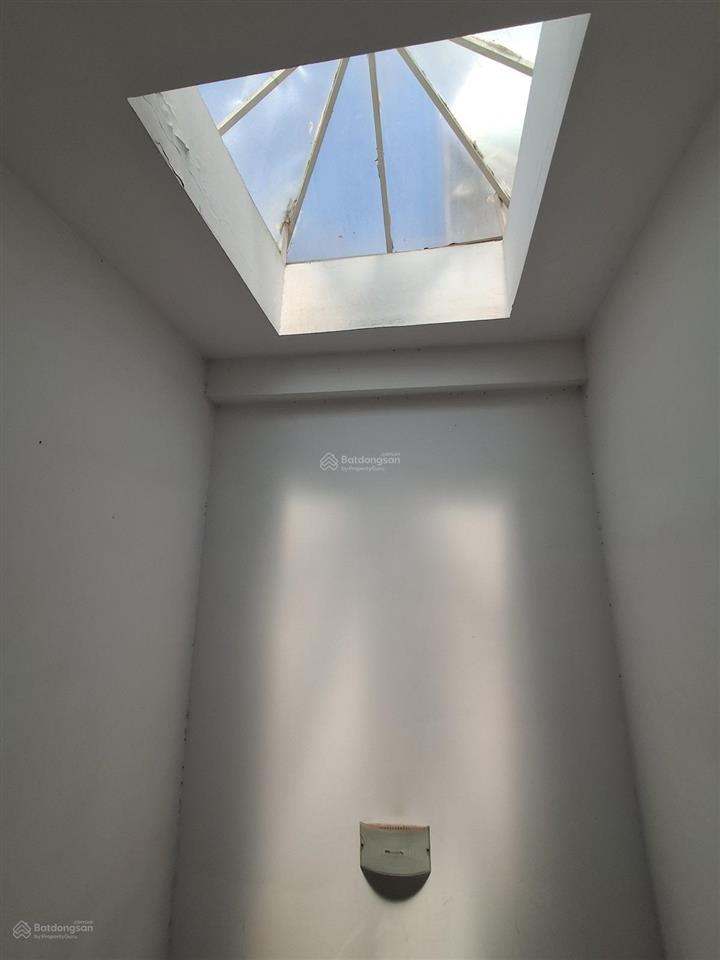 Nhà quận 3, 5 tầng, 8 phòng cho thuê, dòng tiền 45 triệu/tháng, sổ hoàn công đủ, giá chỉ 7.8 tỷ