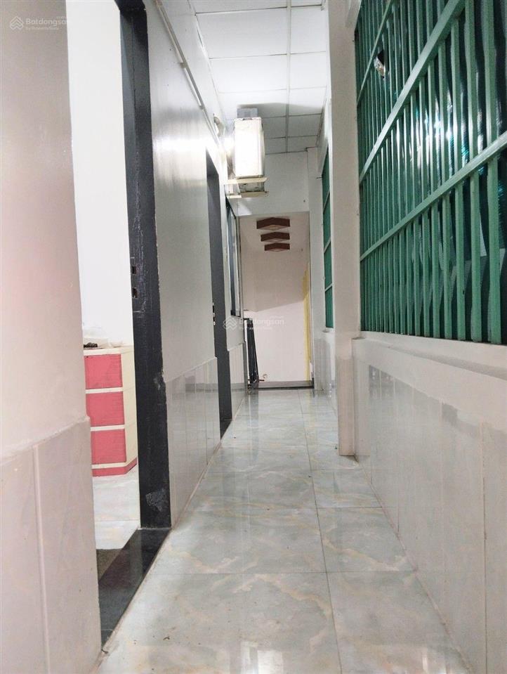 Về quê bán gấp!! nhà gần aeon  dt 93m2 ngang 5m  full thổ cư  bêtông 6m, sân ôtô, 3pn, ...