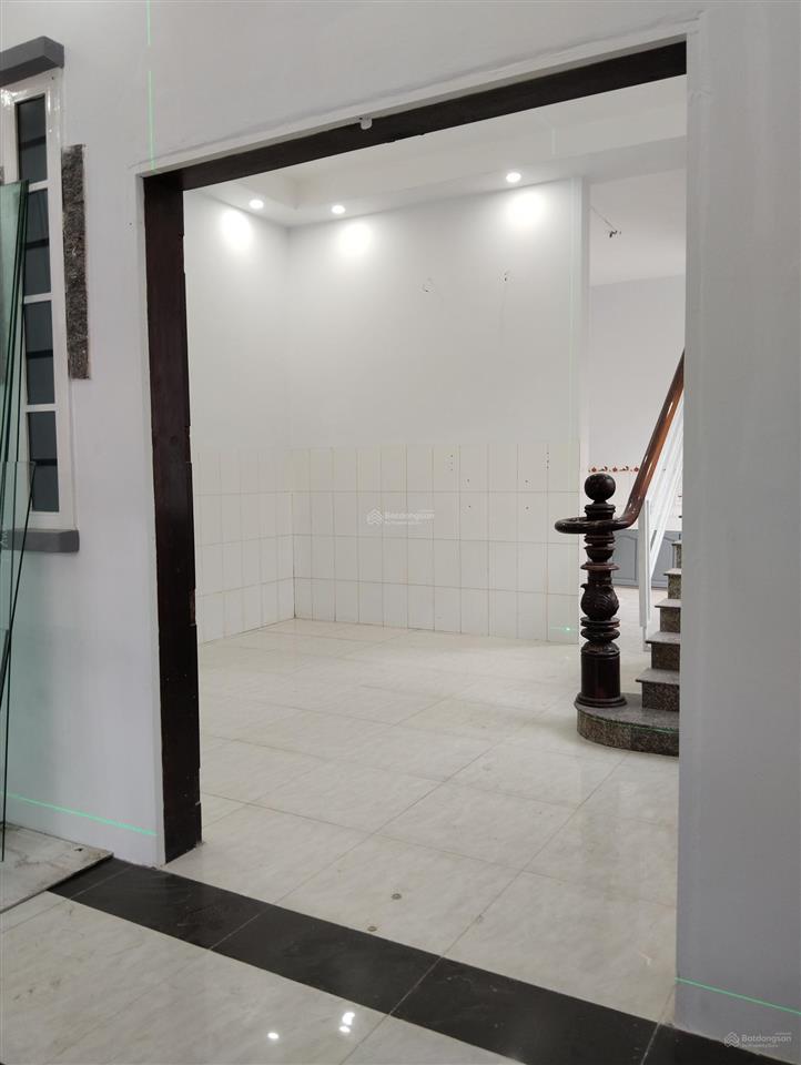 Nhà lầu trệt 78m² full thổ cư, ngang 5m, đường nhựa 7m, sân ô tô, 4pn, giá 3,2 tỷ có thương lượng