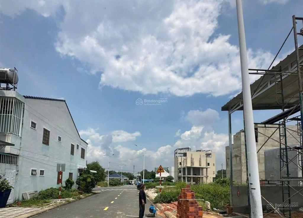 Hàng vip  bán đất 110m2  ngang 5m  full thổ cư  đường nhựa 6m  gần ngay ngã tư hòa lân