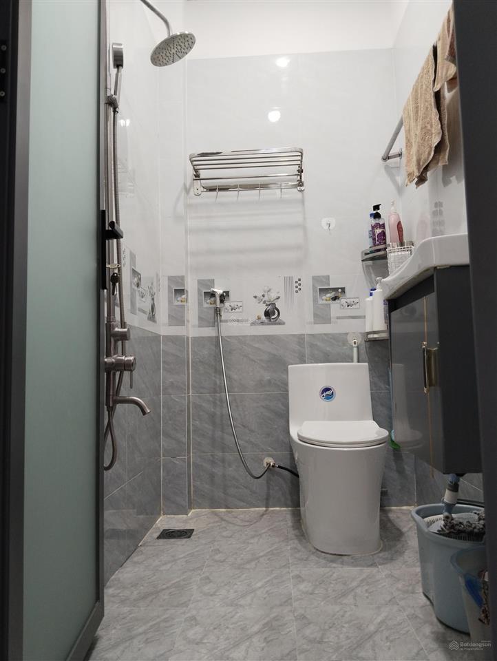 Giá chỉ nhỉnh 3t xíu nhà hoàn công  thuận giao gần trường học, ngã tư hòa lân, trung tâm tiện ích