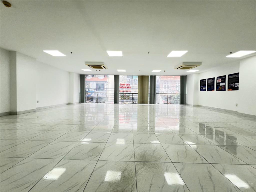 Cho thuê văn phòng khu sân bay đường tiền giang phường 2  dt 100m2 giá 23 triệu/tháng