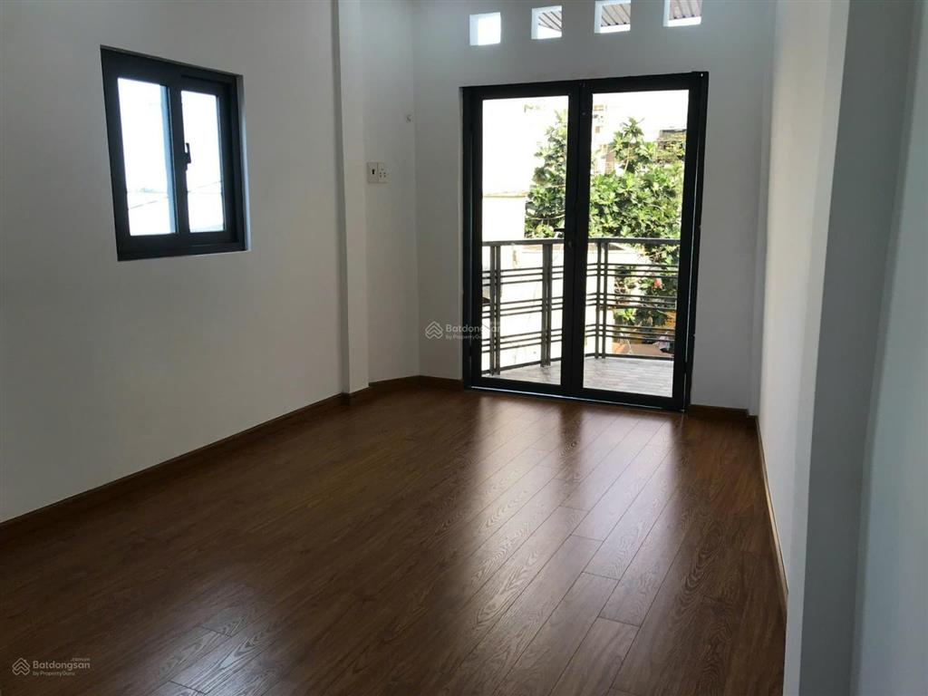 Nhà vị trí đẹp cách hẻm ô tô trần hưng đạo 1 căn nhà