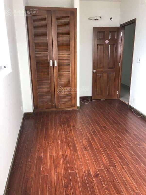 Một trong số ít căn hộ 102m2 3pn 2wc ntcb. giá thuê 10 triệu/tháng