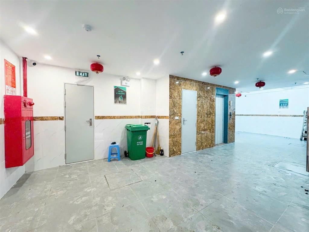 Tòa ccmn mới coong 17p  dòng tiền ~1 tỷ/năm  cạnh đường vđ2.5