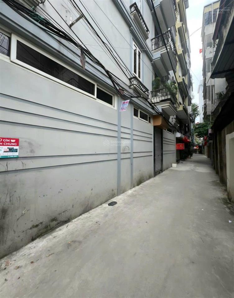 Tòa ccmn nguyễn lân 18p  vf3 đỗ cửa  vận hành sẵn  doanh thu 1,2 tỷ/năm