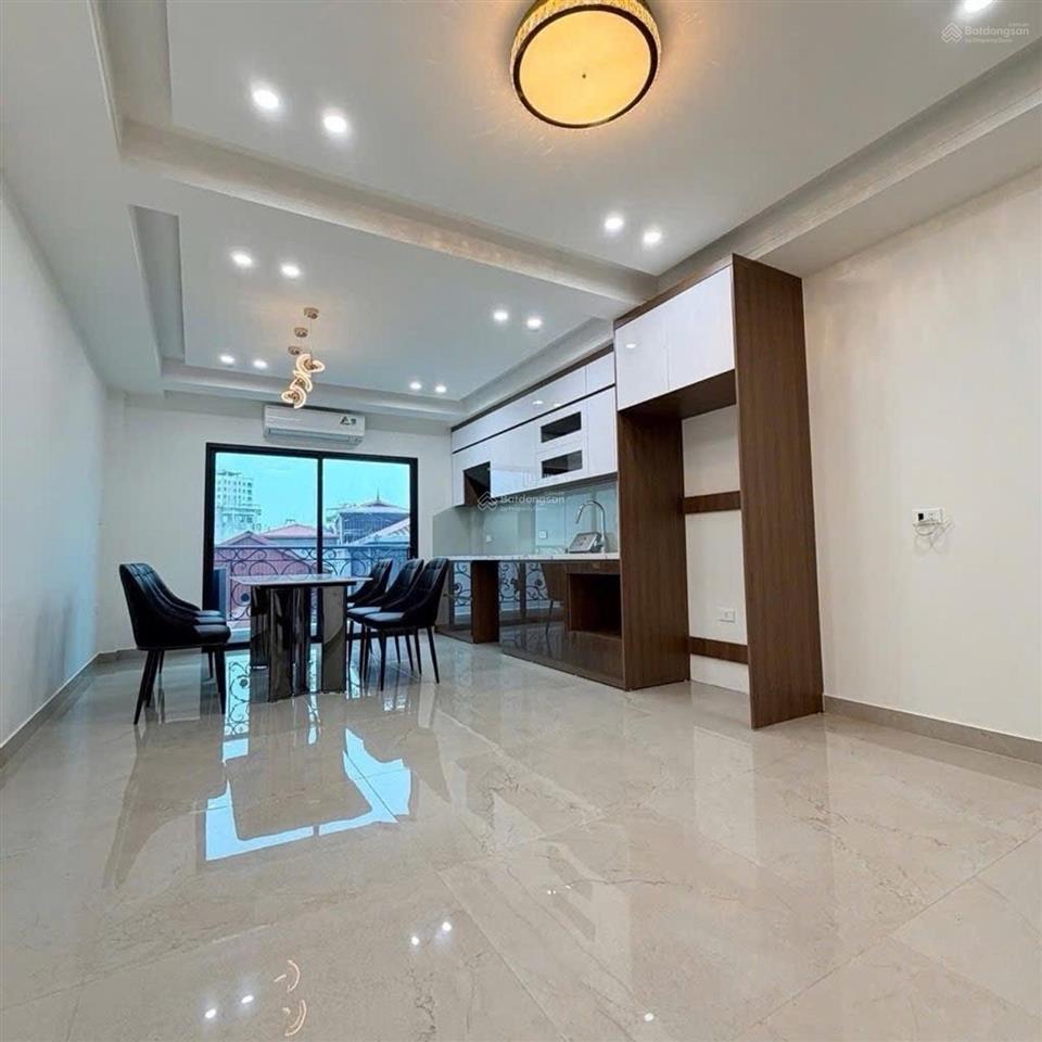 Nhà phân lô quân đội  thang máy  gara ô tô  nhỉnh 17 tỷ