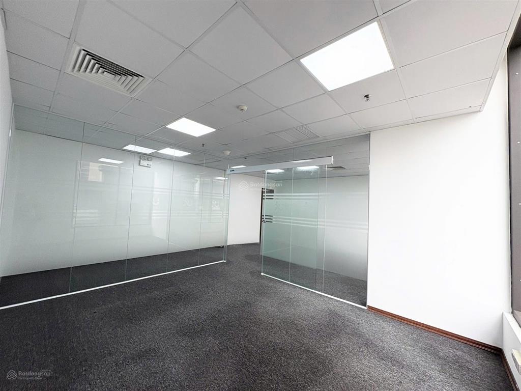 Cho thuê văn phòng tại n03t7 ngoại giao đoàn, 51m2.