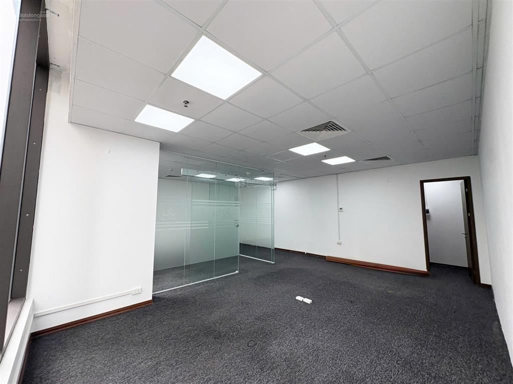 Cho thuê văn phòng tại n03t7 ngoại giao đoàn, 51m2.