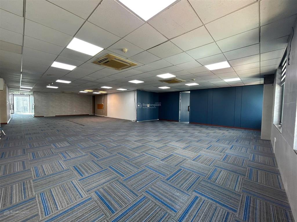 Cho thuê 201m2 văn phòng tòa nhà netland building  27 lê văn lương.
