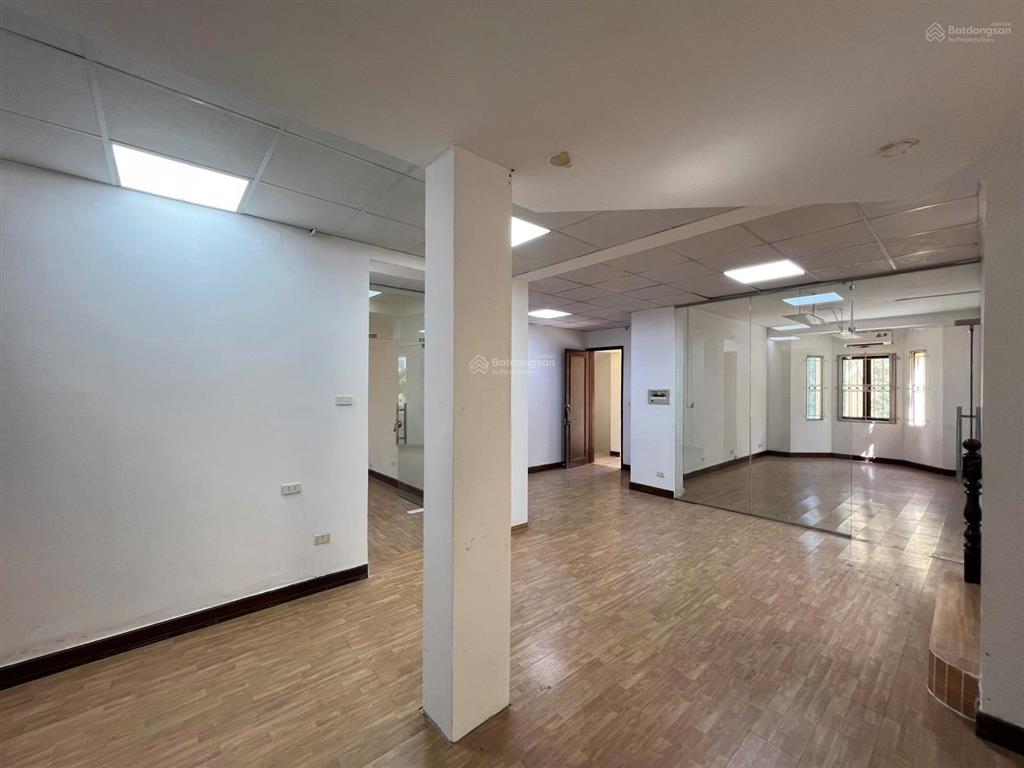 Cho thuê tầng 1, tầng 2 nhà d khu biệt thự thành công villas làm văn phòng