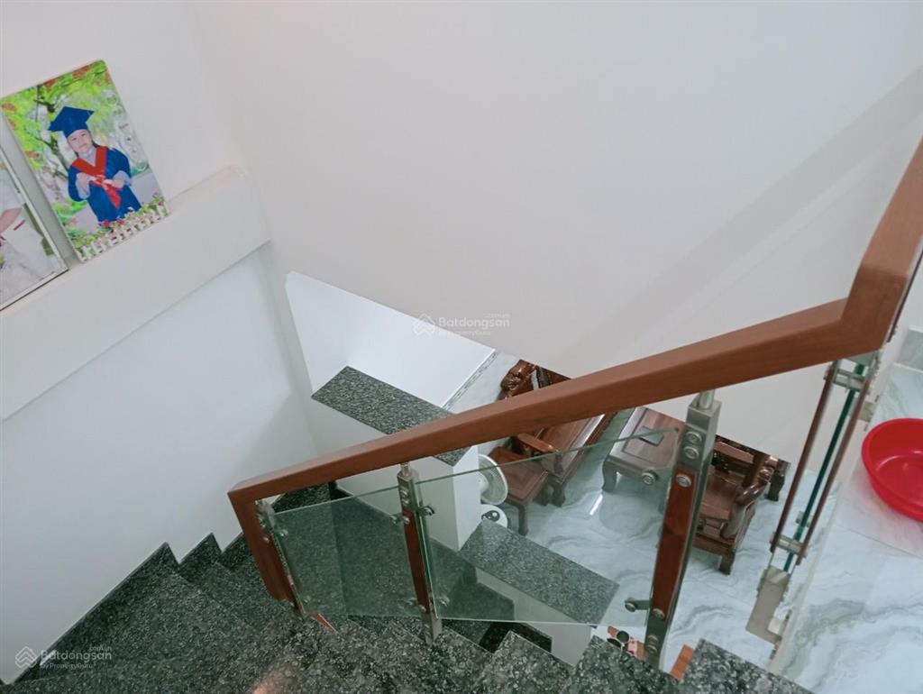 Chính chủ gửi bán nhà đẹp đón tết, dt 66m2 (4,10x16), 2 tầng, q9