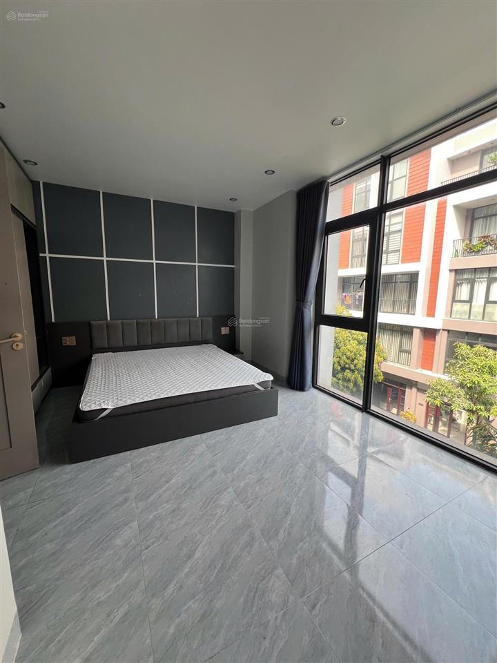 Nhỉnh 10 tỷ  có thang máy  về ở ngay 70m2 tại ocp23