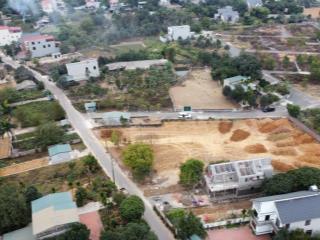 Bán đất 2 mặt đường có vỉa hè thôn 6 xã hòa lạc