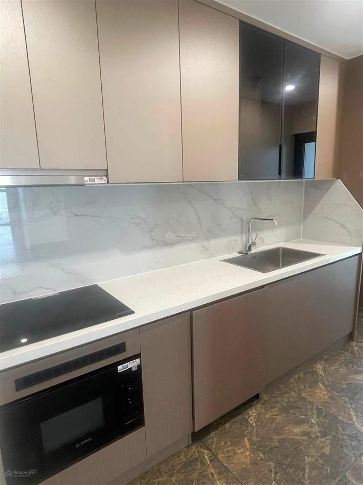 Cho thuê căn hộ chung cư kepler land, nhà mới vừa bàn giao.  0914 959 ***