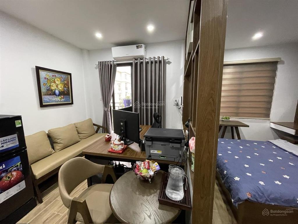 Chính chủ 100% cần bán nhà ccmn chdv tại ngõ 66 võng thị tây hồ, dt 97m2 , mt 5,7m, 21 phòng. 35 tỷ