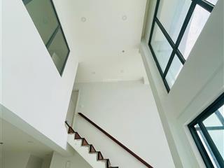 Bán duplex cao cấp dhomme mặt tiền hồng bàng trực tiếp cđt