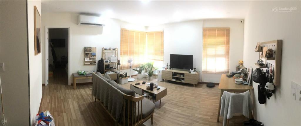 Chính chủ cho thuê căn hộ diamond riverside 3pn đầy đủ nội thất, view quận 1 lầu 25 thoáng mát