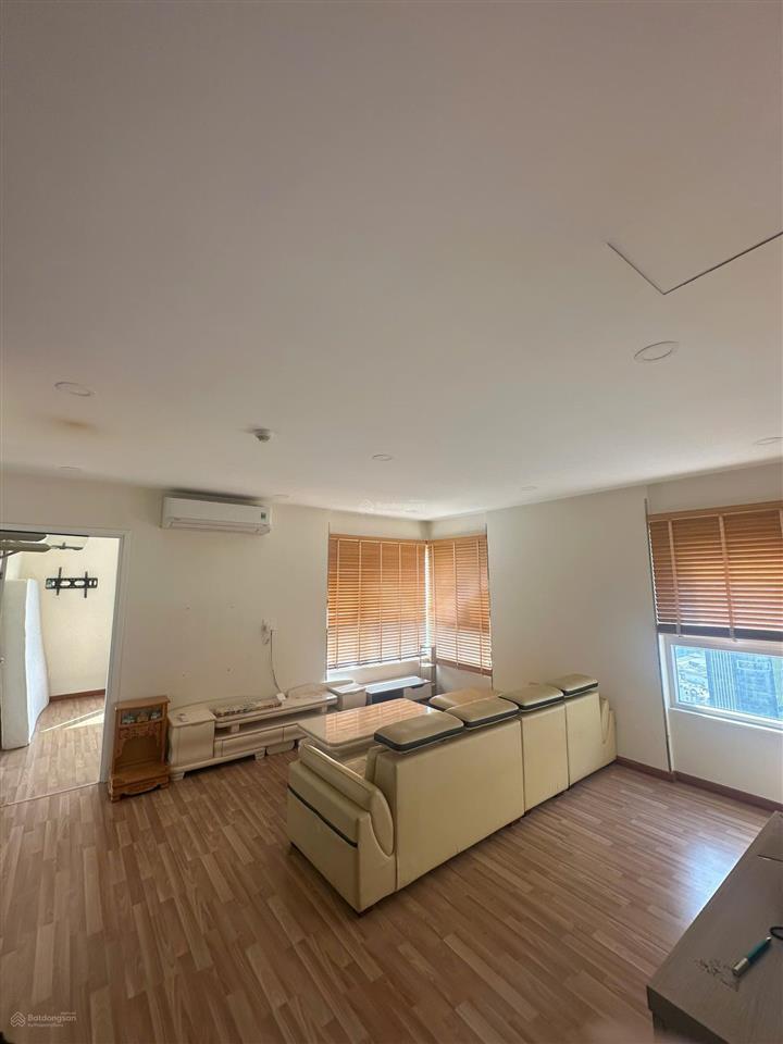 Chính chủ bán căn hộ diamond riverside 3pn full nt view quận 1  lầu thoáng