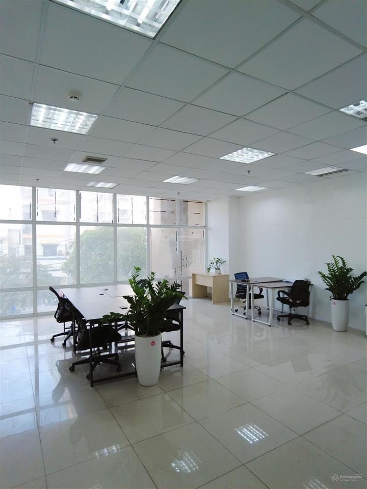 Cho thuê văn phòng 135m  topaz garden tân phú