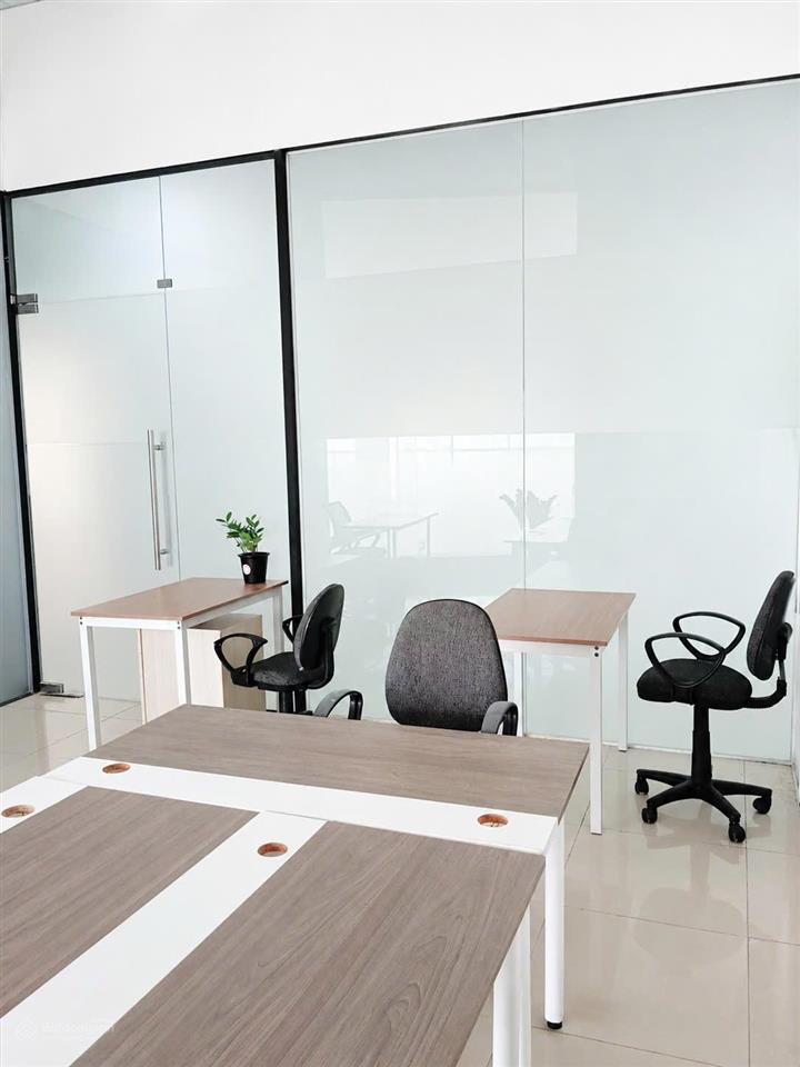 Văn phòng 21m đặc biệt cho startup, team vừa và nhỏ full setup sẵn sàng vào làm việc ngay