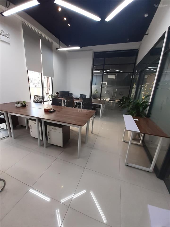 Chỗ ngồi làm việc linh hoạt cá nhân 1 người. tầng trệt  view đẹp  giá tốt tân phú hcm