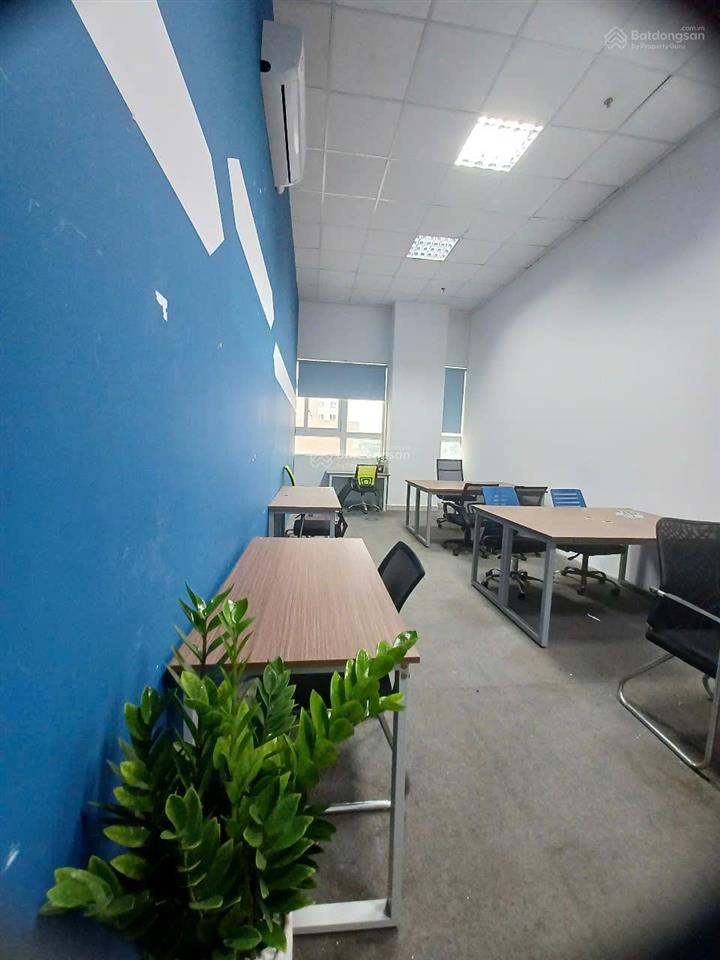 Chỗ ngồi làm việc 1 người ở trung tâm sài gòn tại topaz city q8. giá rẻ chỉ từ 1.680 k  2.000k/th