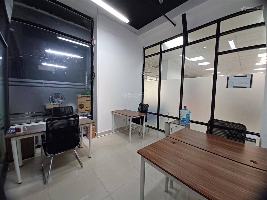 Văn phòng nhỏ giá rẻ  tại topaz garden, tân phú  giờ làm việc tự do 24/24