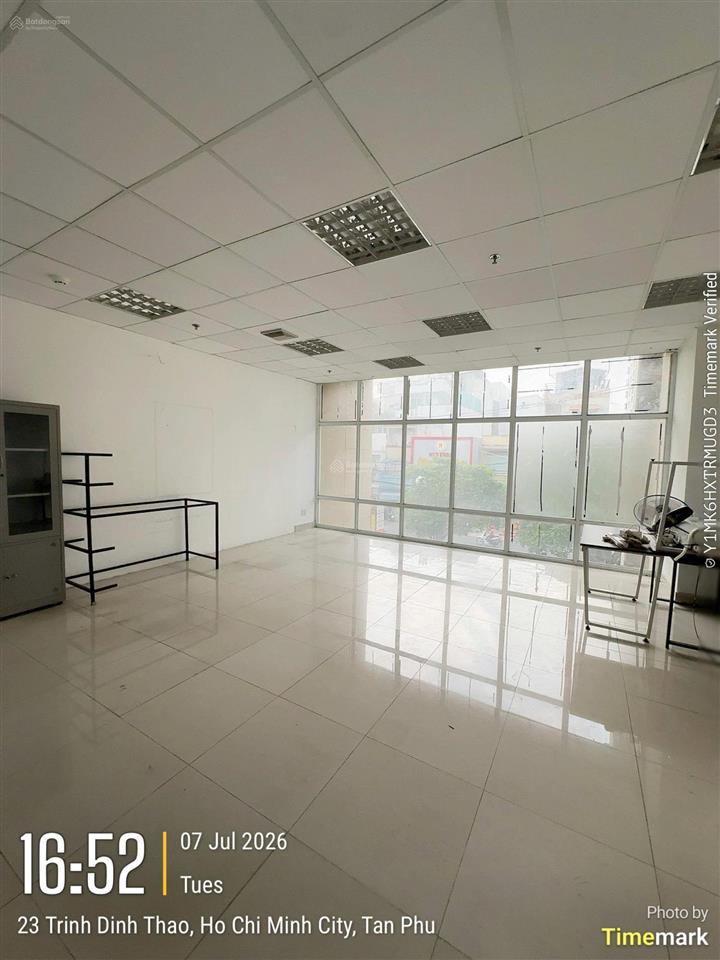 Văn phòng riêng 42m²  cho 512 nhân sự. tại topaz garden, tân phú