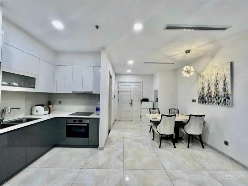 Vinhomes golden river  căn 2pn giá tốt tháng 01/2026