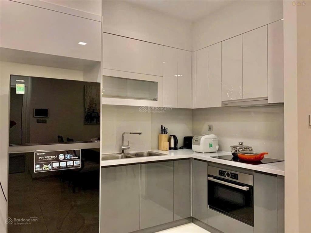 Vinhomes golden river  căn 2pn giá tốt tháng 01/2026