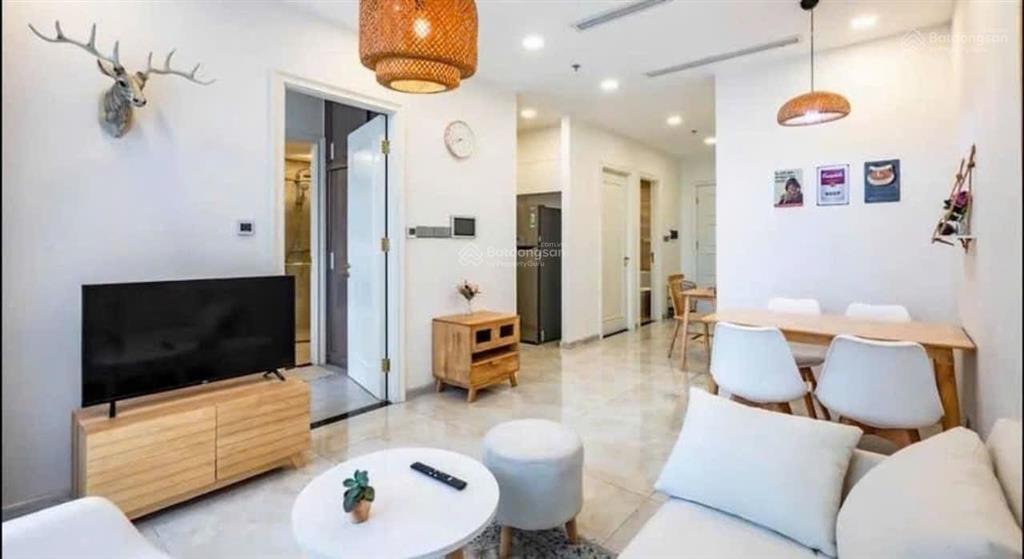 Cần bán gấp căn hộ 2pn 2wc vinhomes golden river 70m2 giá 10,8 tỷ all in view landmark 81