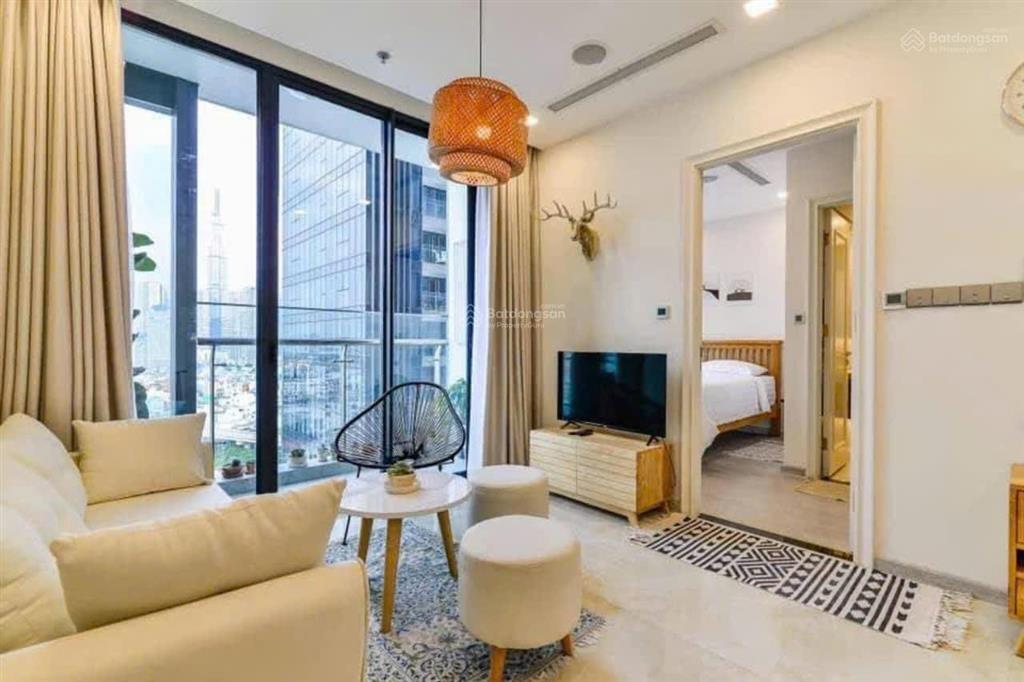 Cần bán gấp căn hộ 2pn 2wc vinhomes golden river 70m2 giá 10,8 tỷ all in view landmark 81