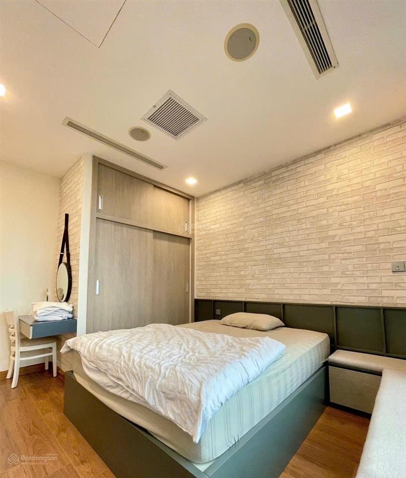 Cho thuê căn hộ 2 pn vinhomes golden river bason 80m2 nội thất sang trọng view bitexco sông giá tốt