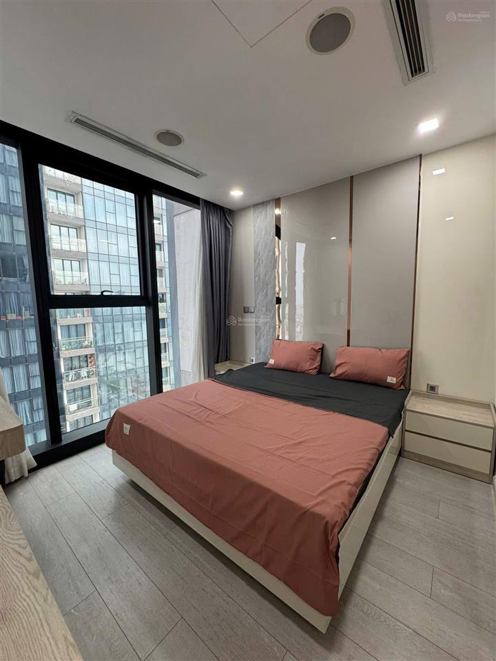 Cần bán gấp căn hộ 2pn, 2wc giá tốt chỉ 12 tỷ tại vinhomes golden river ba son, 78m2, quận 1
