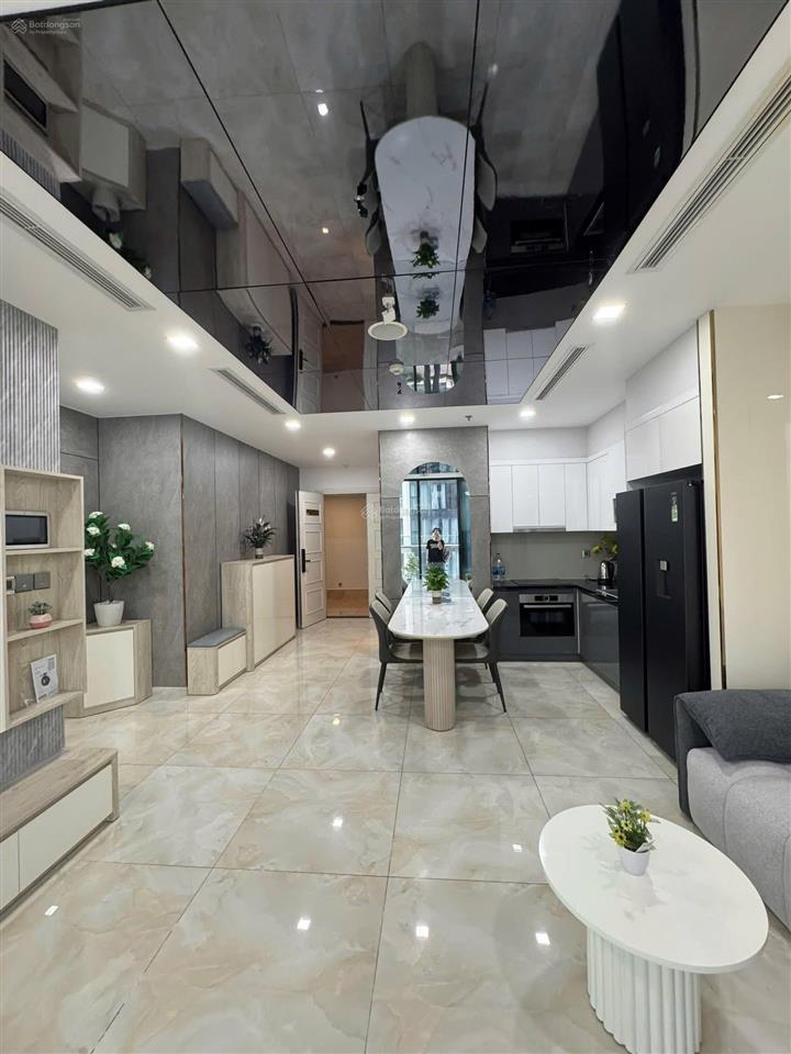 Cần bán gấp căn hộ 2pn, 2wc giá tốt chỉ 12 tỷ tại vinhomes golden river ba son, 78m2, quận 1
