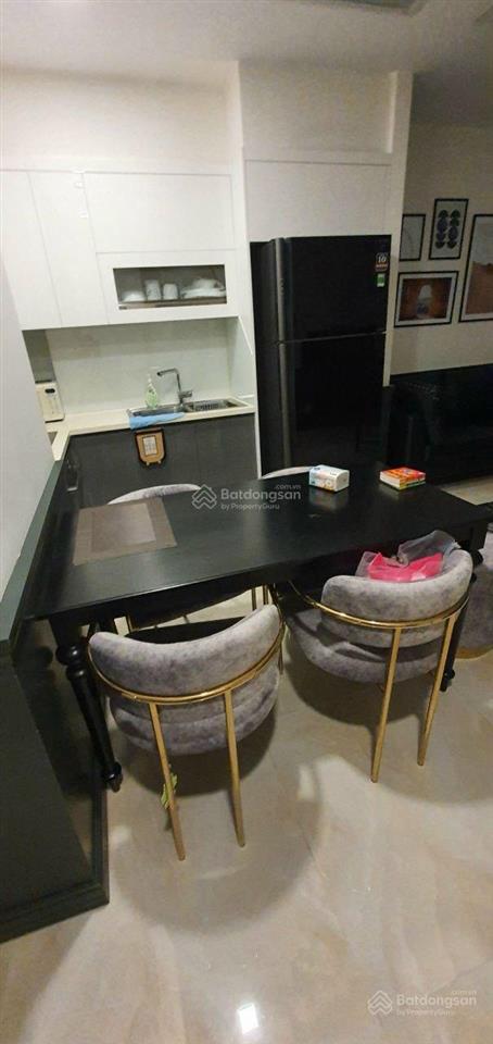 Căn hộ 2pn 2wc 78m2 giá chỉ 27 triệu tại vinhomes golden river ba son quận 1